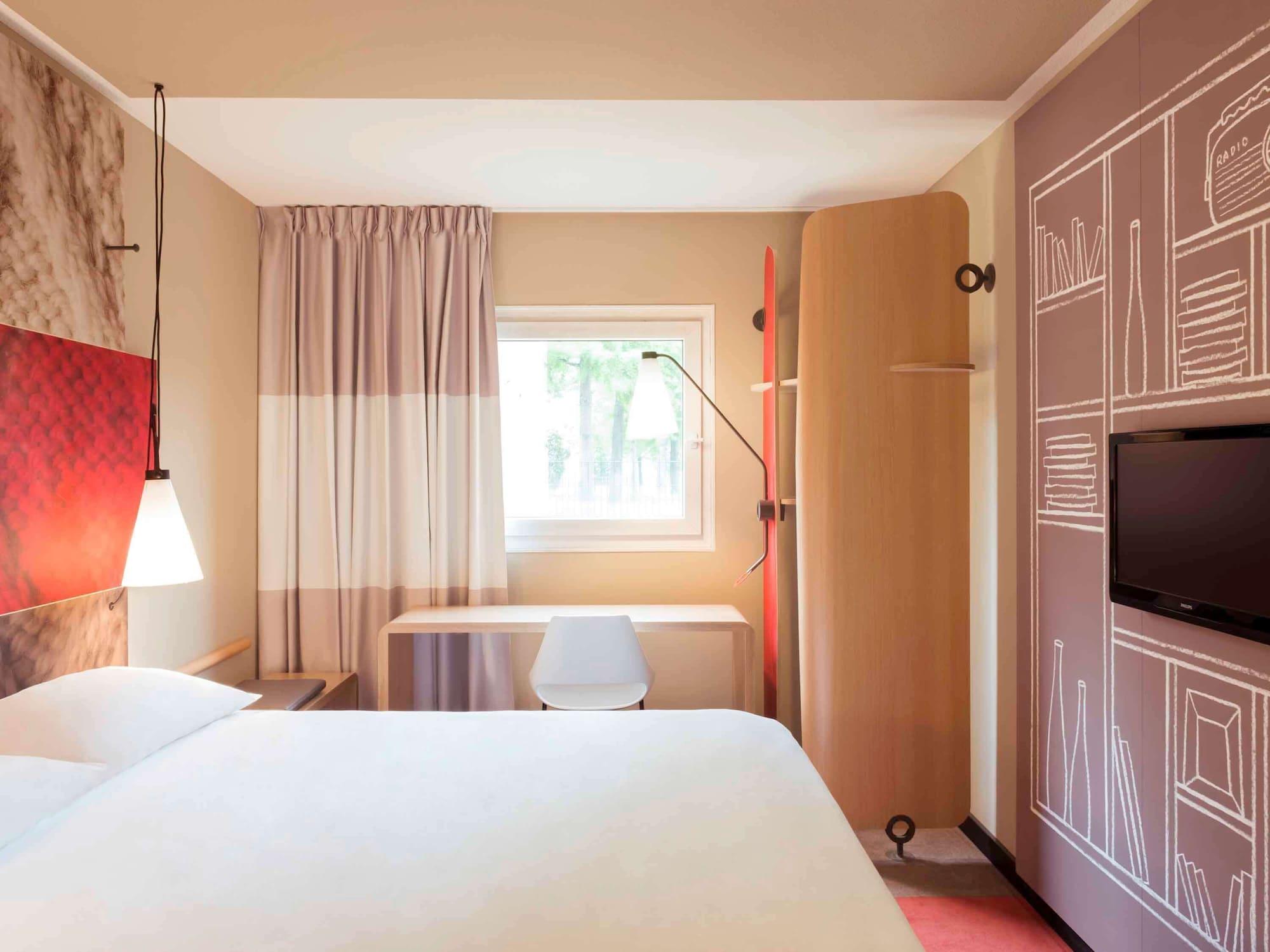 Hotel Ibis Lisboa Liberdade Exterior photo
