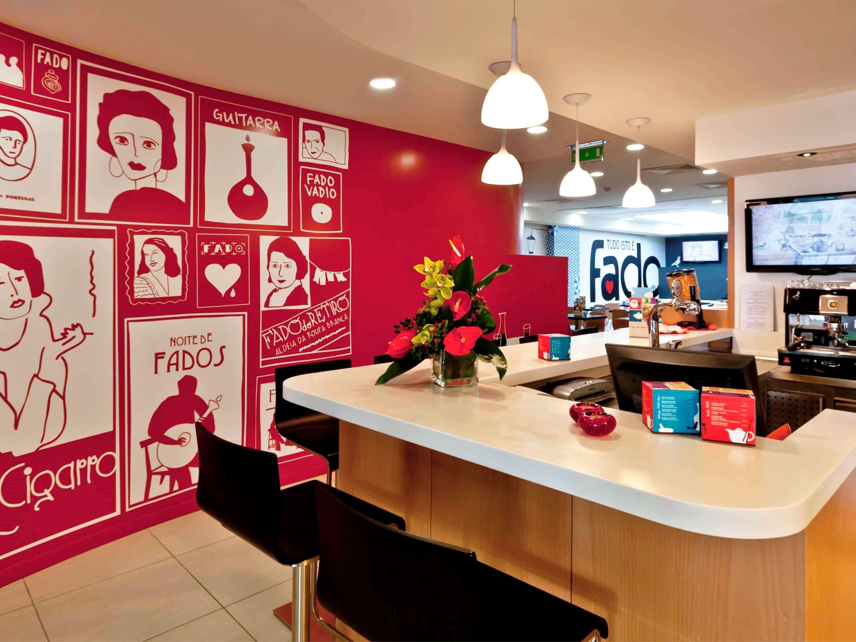 Hotel Ibis Lisboa Liberdade Exterior photo