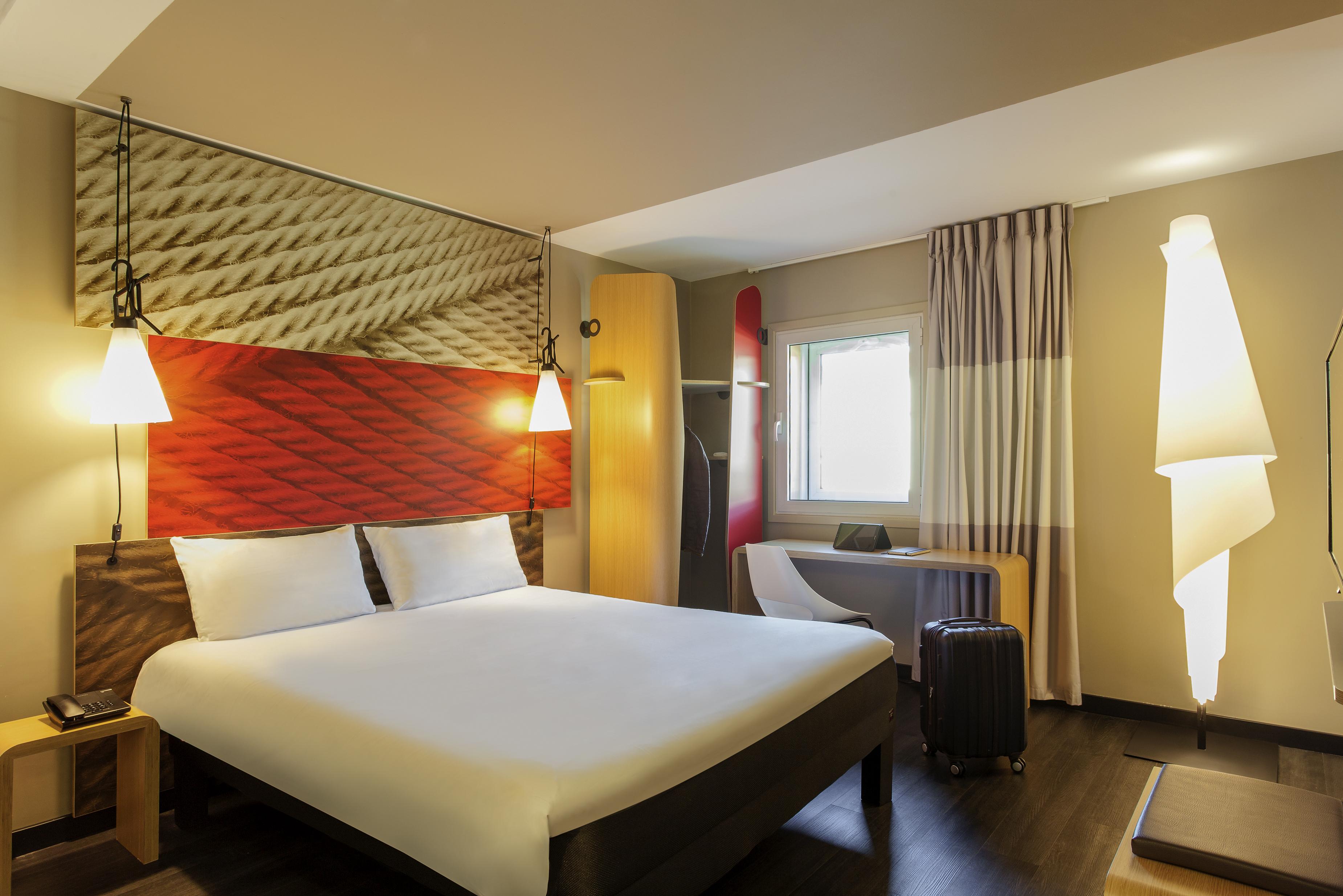 Hotel Ibis Lisboa Liberdade Exterior photo