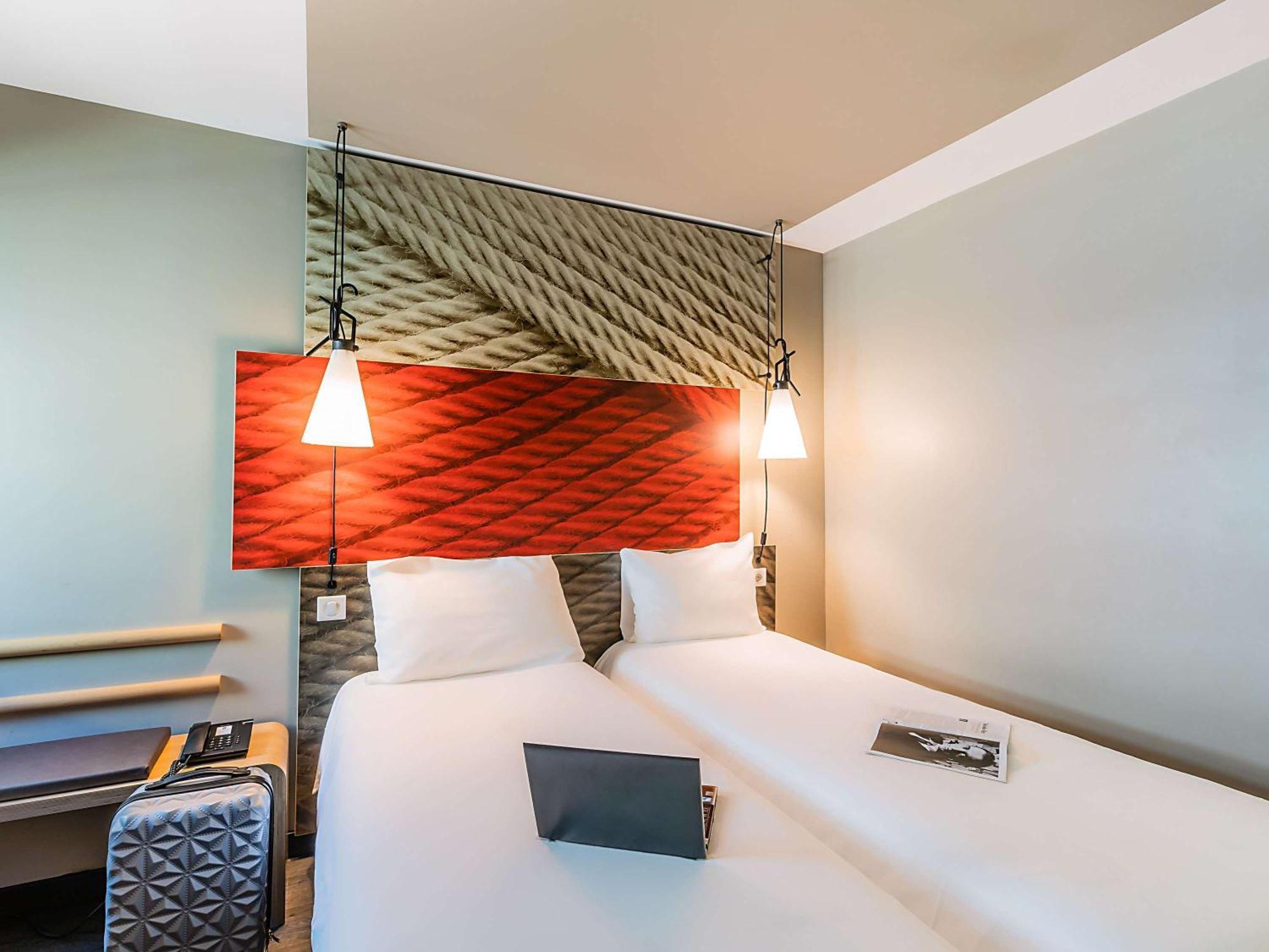 Hotel Ibis Lisboa Liberdade Exterior photo